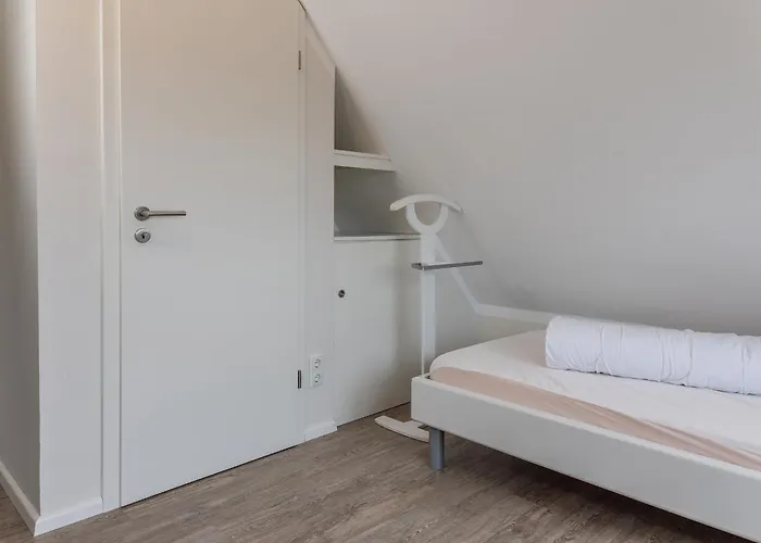 50047 Krabbenhaus Nyaraló *